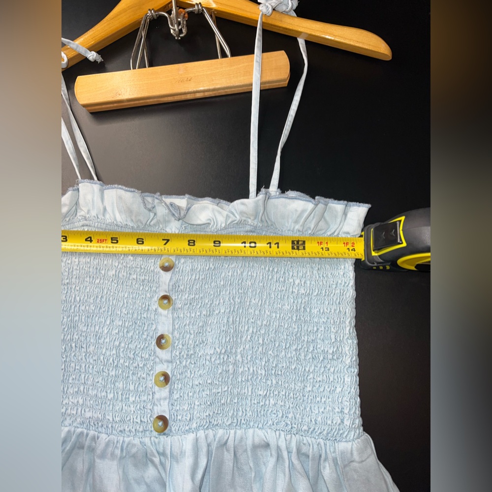Harper Heritage Light Wash Blue Shoulder Ties Ruffle bottom Tank Size Medium EUC - Picture 6 of 8